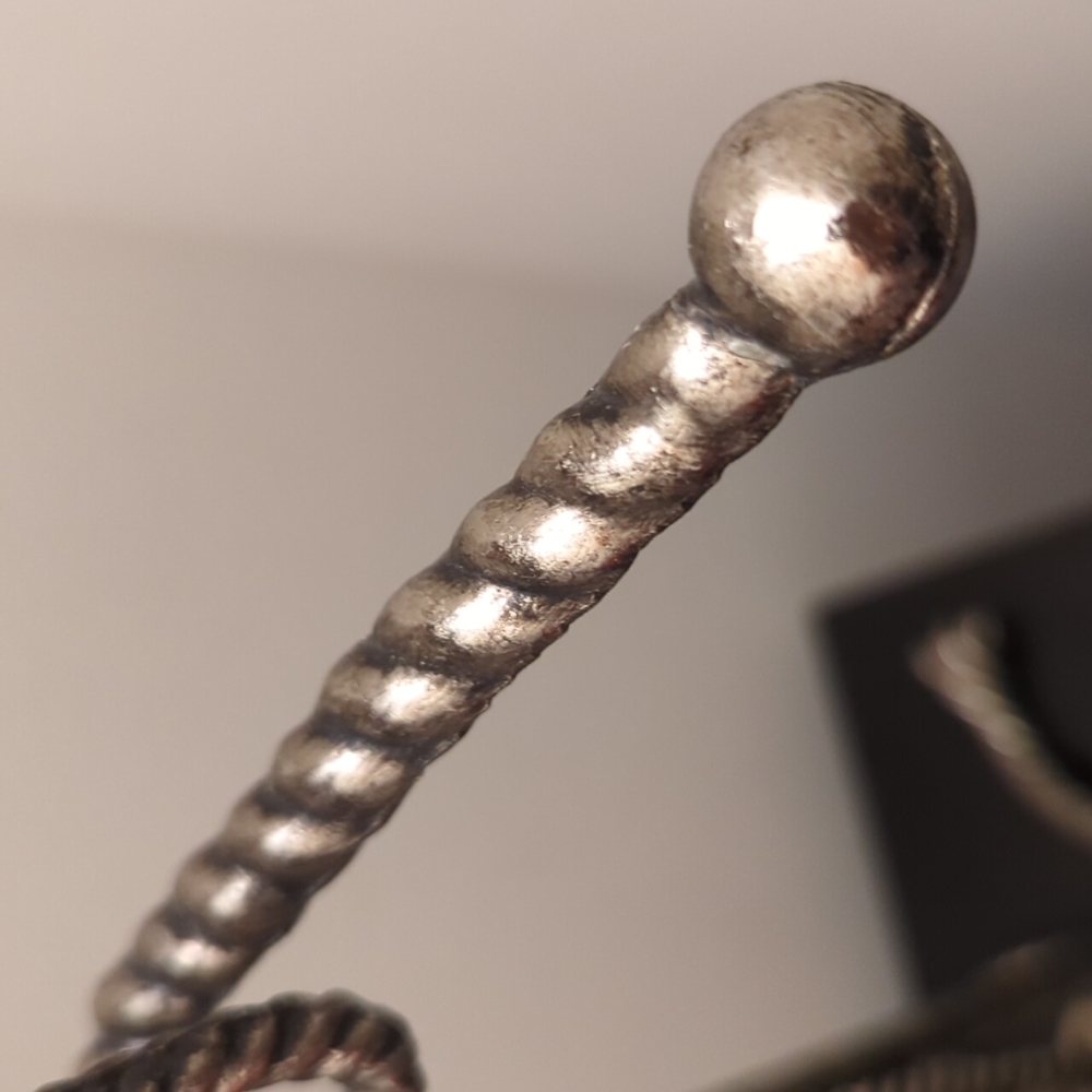 Antique jewelry hanger - Picture 2 of 5